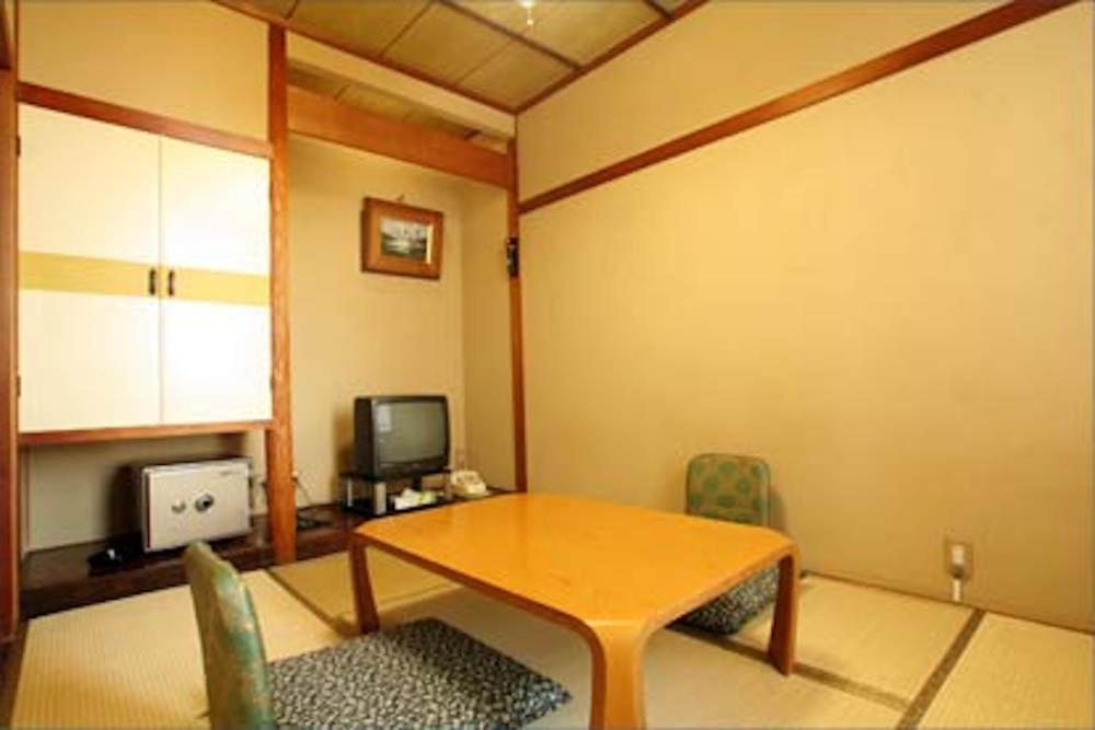 Hotel Ikaho Ginsui Shibukawa Exterior foto
