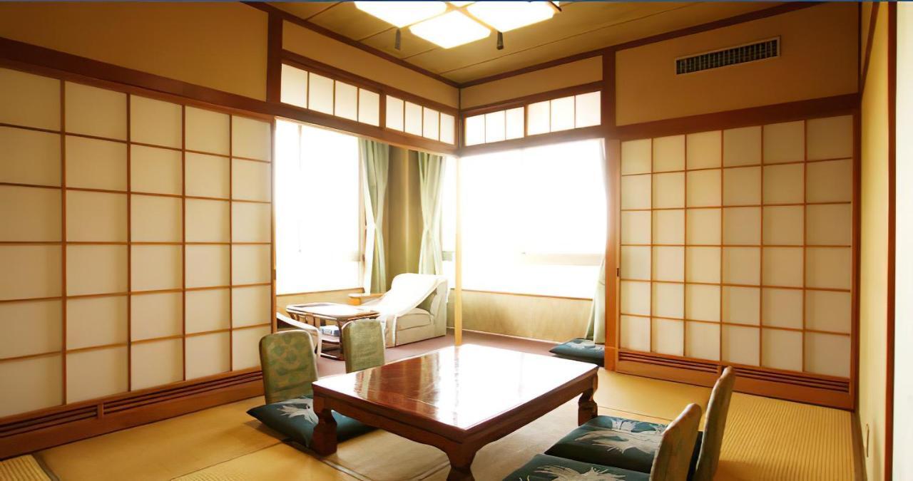 Hotel Ikaho Ginsui Shibukawa Exterior foto